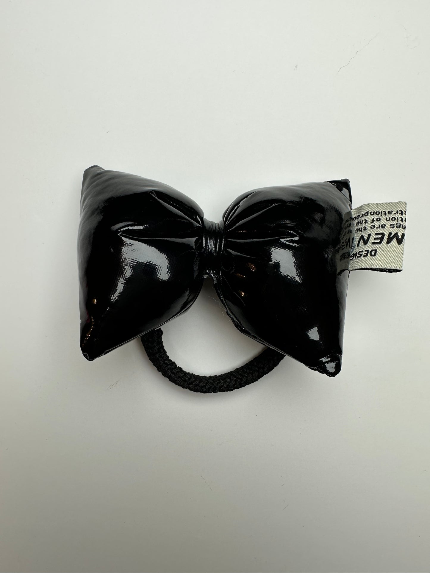 Glossy Bow