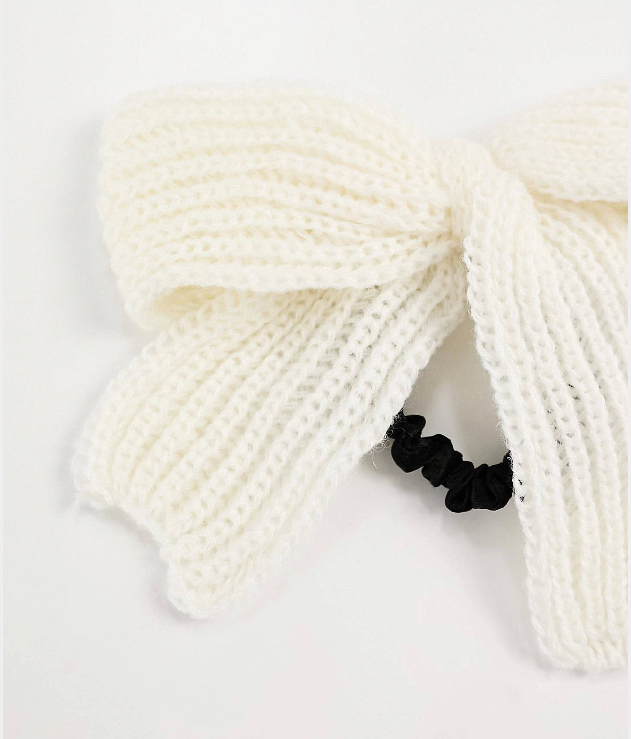 knitted Bow